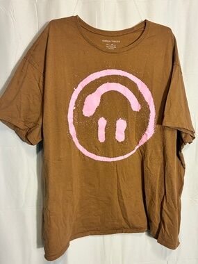 Grayson Threads Brown & Pink Upside-Down Smiley Face Graphic Tee